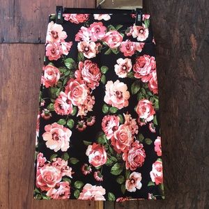 Agnes & Dora Navy & Pink pencil skirt